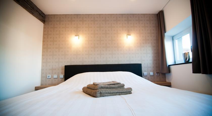 Apartment De Maasnacht Maaseik Esterno foto